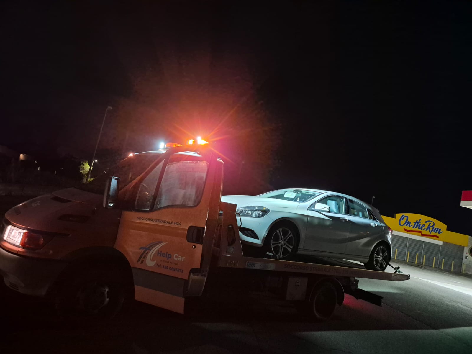 Home Recupero veicolo con carroattrezzi Help Car H24