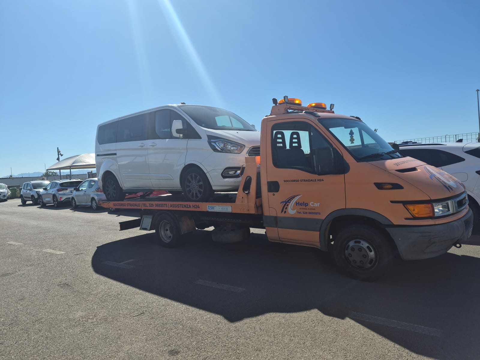 Home Trasporto di un furgone con carroattrezzi